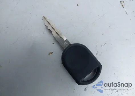 2009 Ford Mustang V6/V6 Premium z USA, uszkodzony, nr VIN 1ZVHT80N195136252